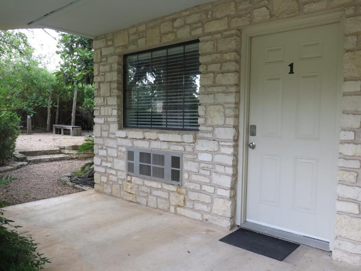 Wimberley Inn & Bar Exterior foto